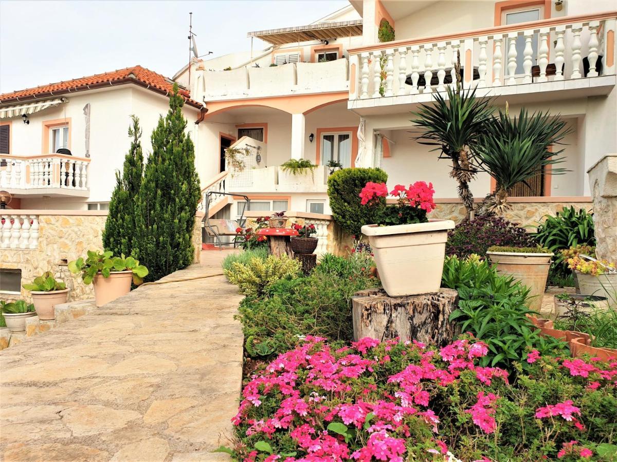 Apartments Katicin Poljana  Exterior photo